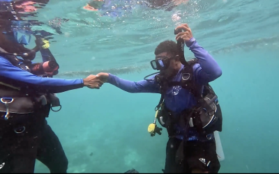 A first Scuba Dive, an Elder Brother as a Guide.